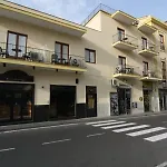Hotel Nice 3* Сорренто