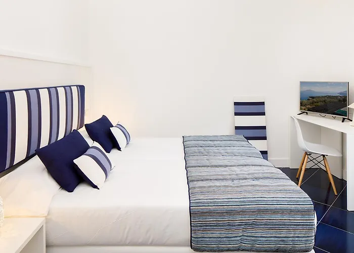 Hotel Nice Отель Сорренто